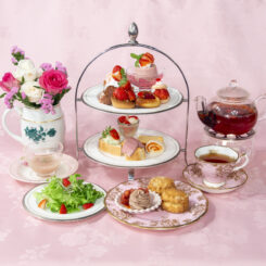 苺のローズアフタヌーンティーセット